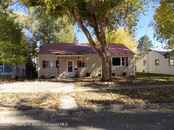 741 School St, Craig, CO 81625