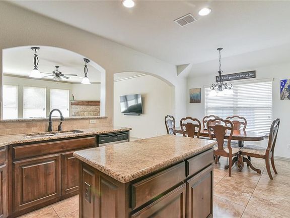 5th image of 6933 White River Dr