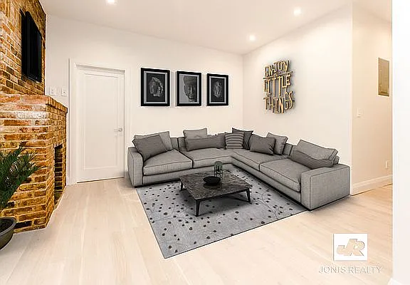 Rented by Jonis Realty | media 13