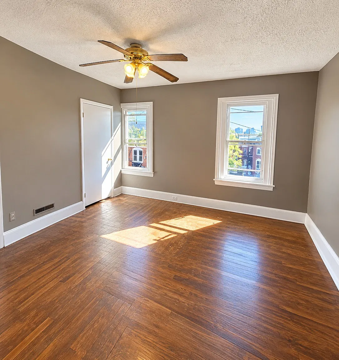 3 bed, 1275 sqft, $1,650 — Photo 2