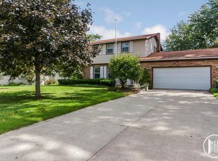 7864 Ronson Ave, Jenison, MI 49428