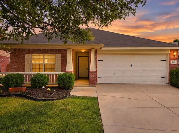 1605 Cardinal Way, Aubrey, TX 76227