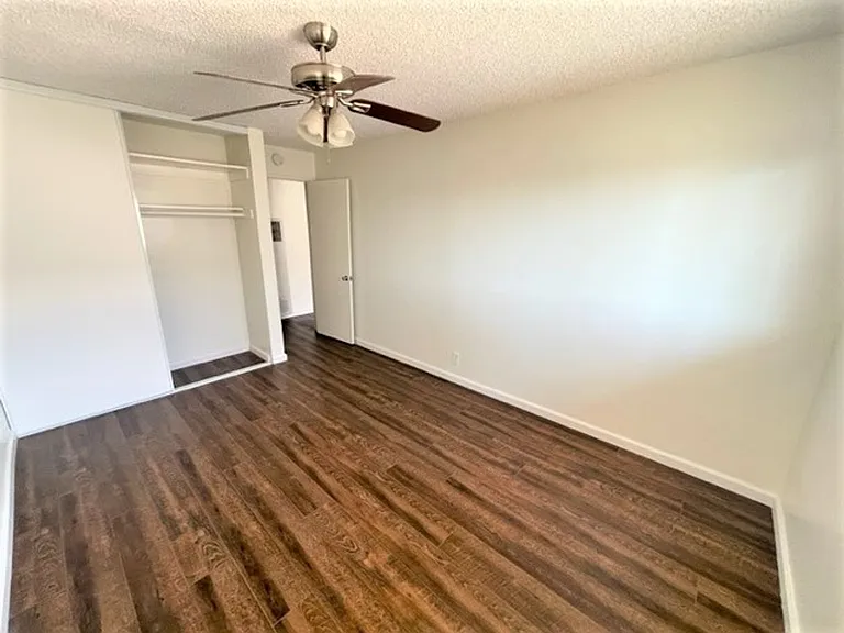 9830 Ramona St — Photo 12