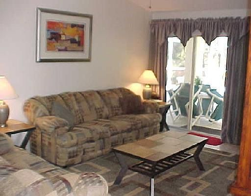 4th image of 1551 Oak Hill Trl