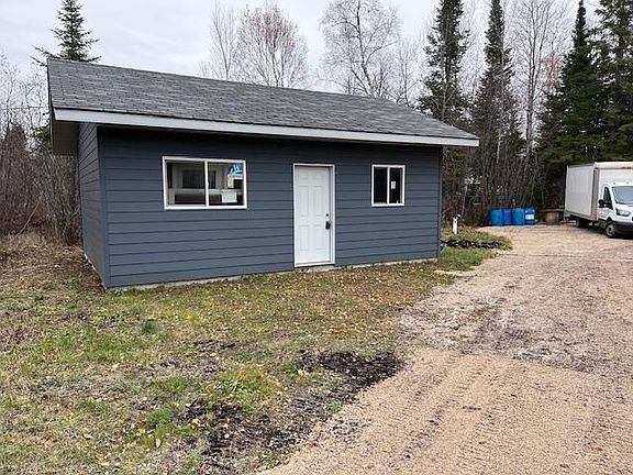 2nd image of 54 Little Deer Rd
