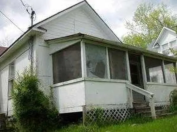 1207 Grand Ave, Poplar Bluff, MO 63901