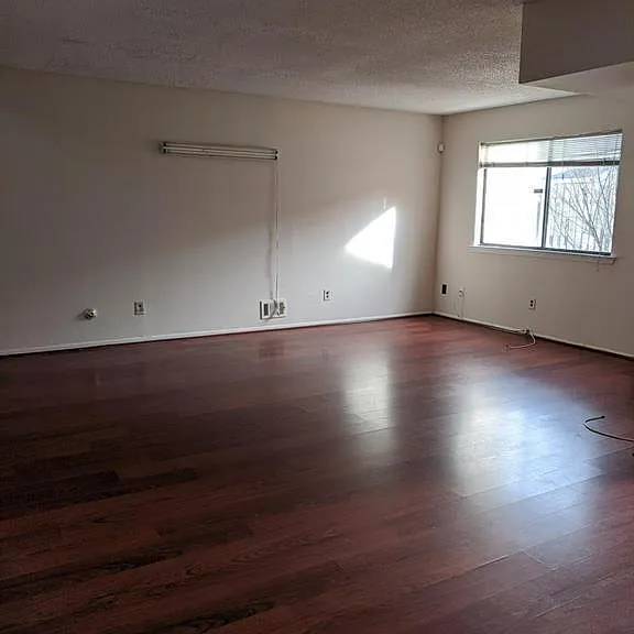 5903 Hana Rd — Photo 3