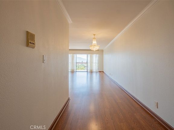 4th image of 619 E Elmwood Ave APT Q