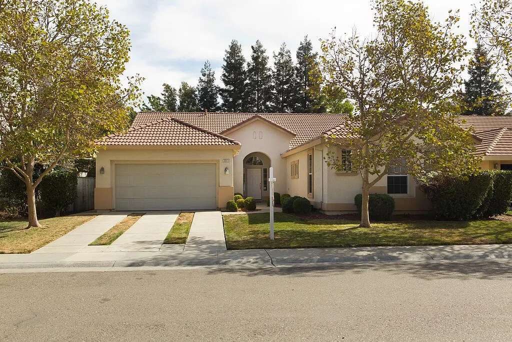 2311 Babson Dr photo 1