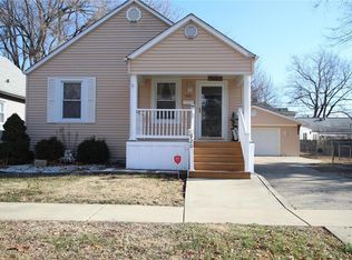 920 S Pasfield St, Springfield, IL 62704