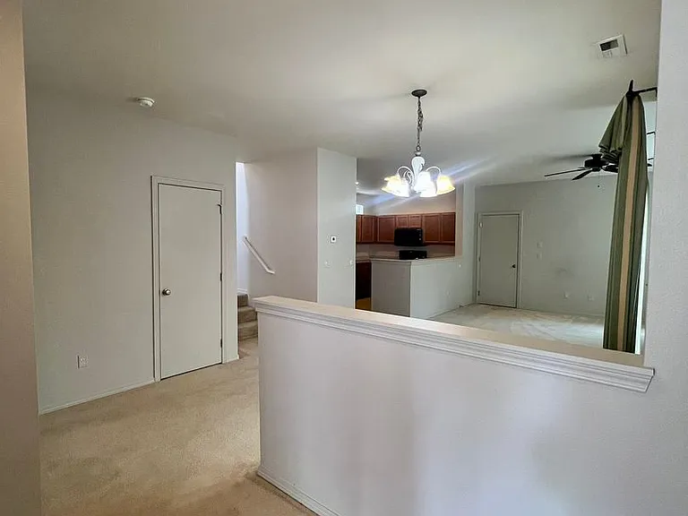 7542 Traditions Ave NE — Photo 3