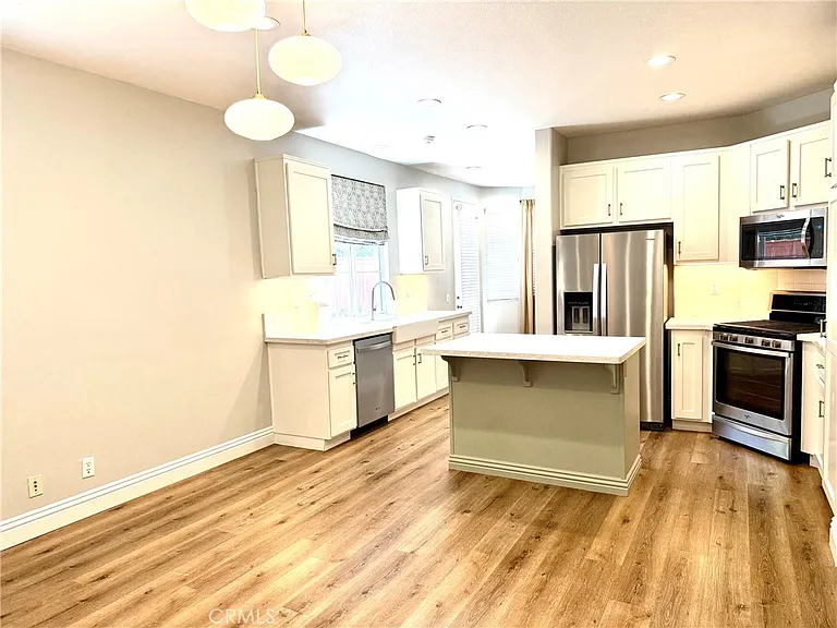 27 Nantucket Ln — Photo 5