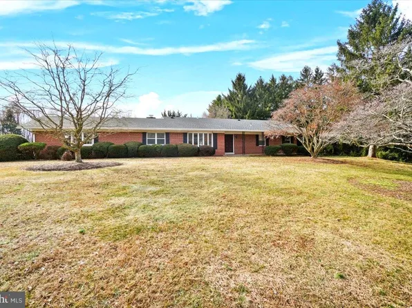28222 Honeysuckle Dr, Damascus, MD 20872