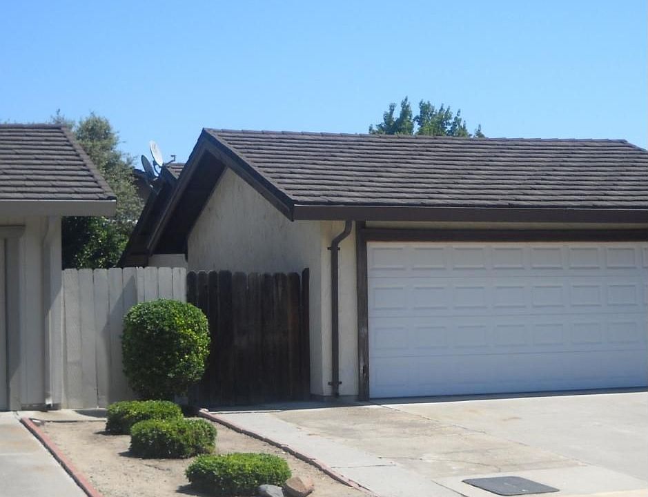 2nd image of 9014 Stonewood Dr