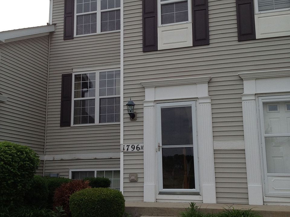 1st image of 1796 Fieldstone Dr N