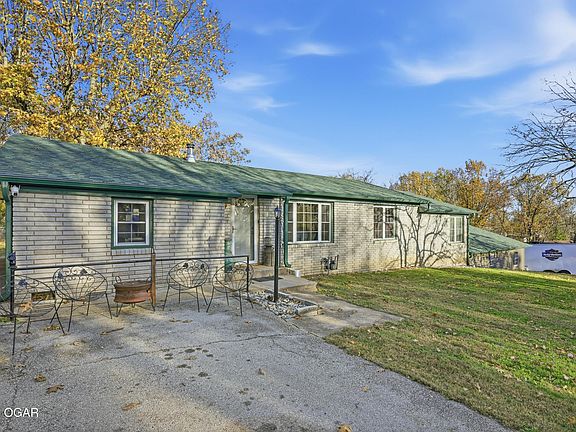 2nd image of 106 Rosedale St