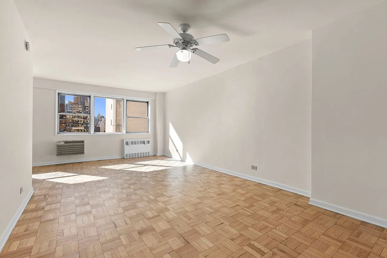 404 East 66th Street — Photo 3