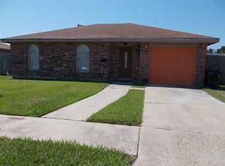 7530 Wave Dr, New Orleans, LA 70128
