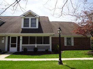 327 Shannon Ln, Granville, OH 43023
