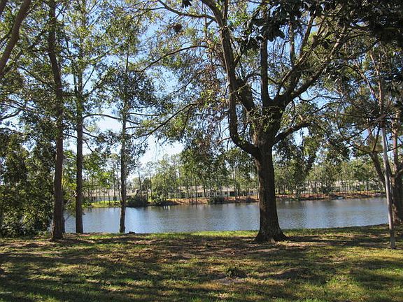 4th image of 84 Flamingo Dr