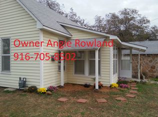 108 W Bois D Arc St, Nocona, TX 76255