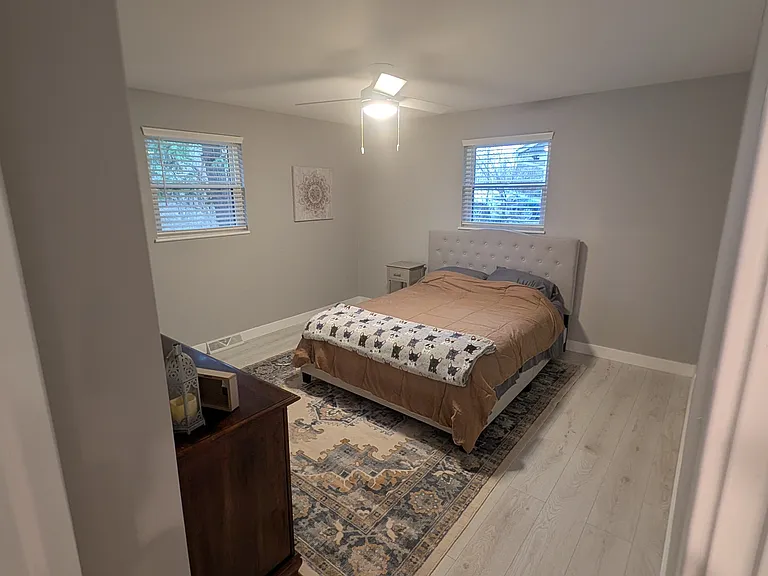 5199 Westgate Dr — Photo 6
