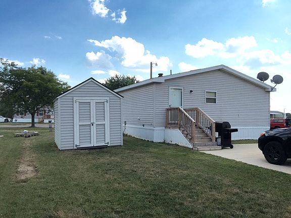 Side entry and 8 x 10 shed 