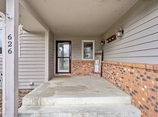 626 Reco Ln NE, Spring Lake Park, MN 55432