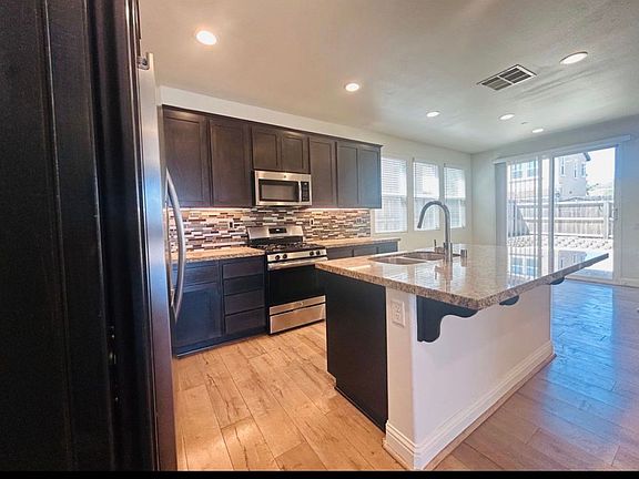 4th image of 1172 Fox Field Ln