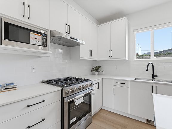 5th image of 4601 97th St #6