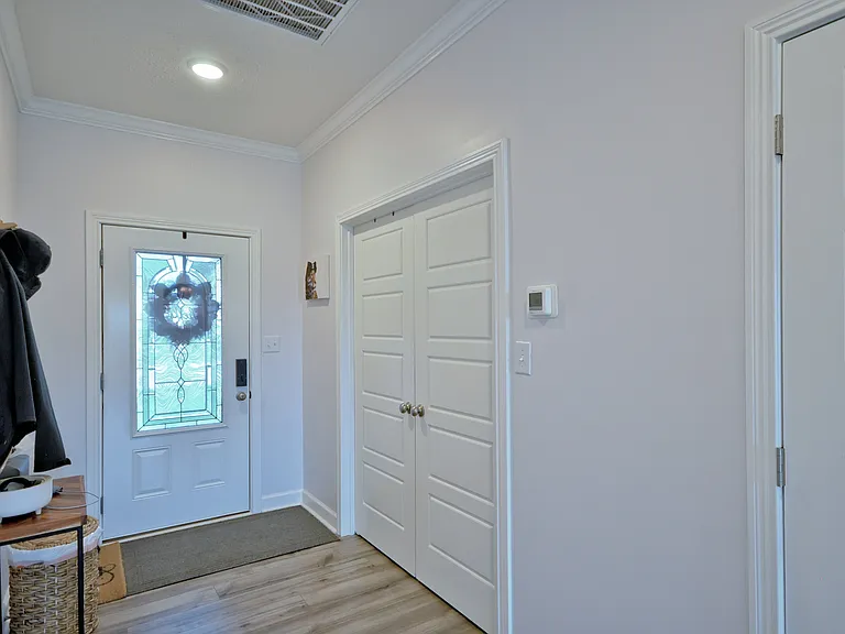 279 Bluebriar Trce — Photo 4