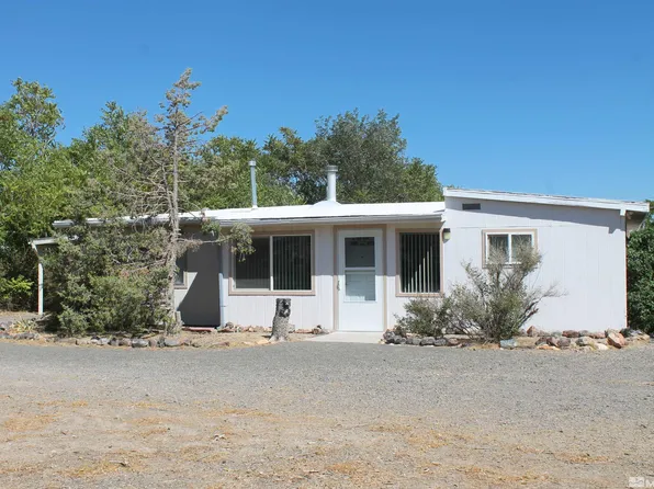 3680 Cypress St, Silver Springs, NV 89429