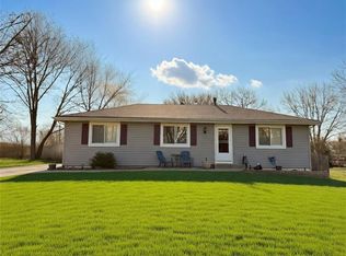 412 S Jefferson St, Spring Hill, KS 66083