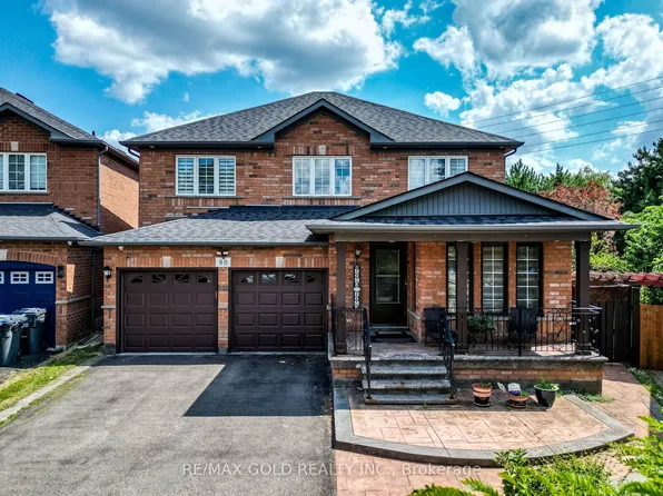 60 Four Seasons Cir, Brampton, ON L7A 2A7