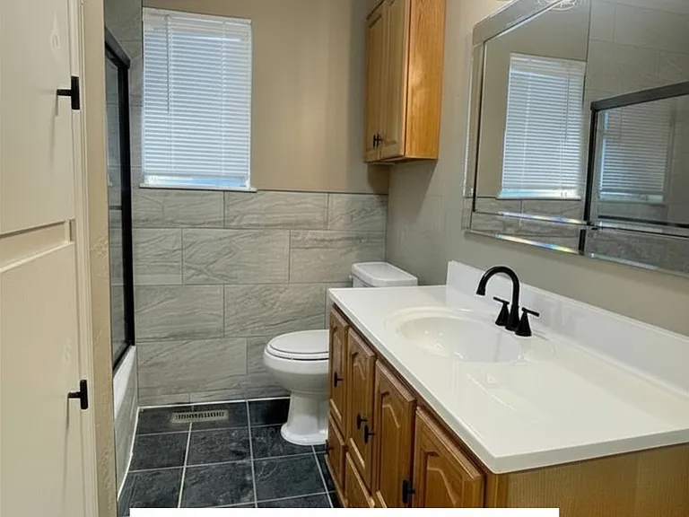 4514 NW Santa Fe Ave — Photo 8