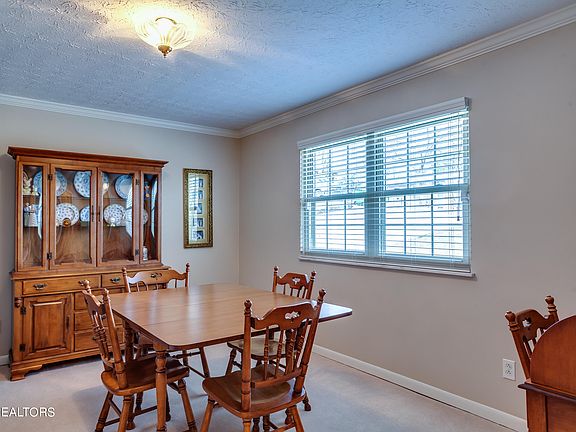 5th image of 1501 Hidden Hills Dr