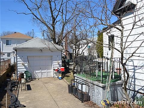 3rd image of 8736 257th St
