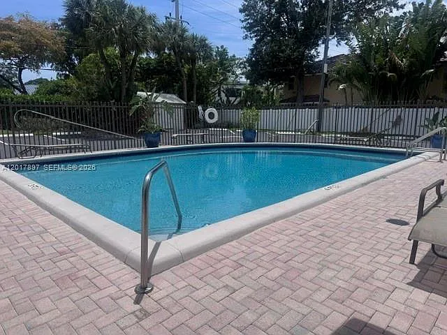 615 NE 12th Ave #109 — Photo 3