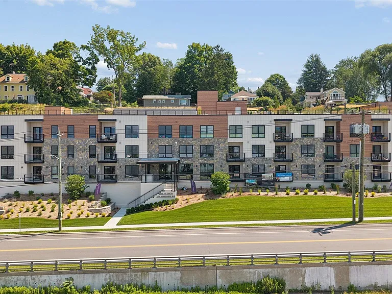 25 S Riverside Ave #207 — Photo 30