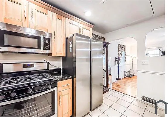 3602 Allison St — Photo 4