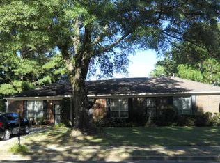 3310 E Foxburrow Cir, Memphis, TN 38115