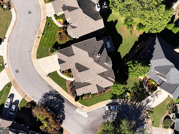 4th image of 405 Forrest Ln