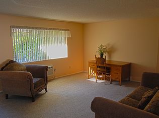 5761 Fullerton Ave APT 13, Buena Park, CA 90621