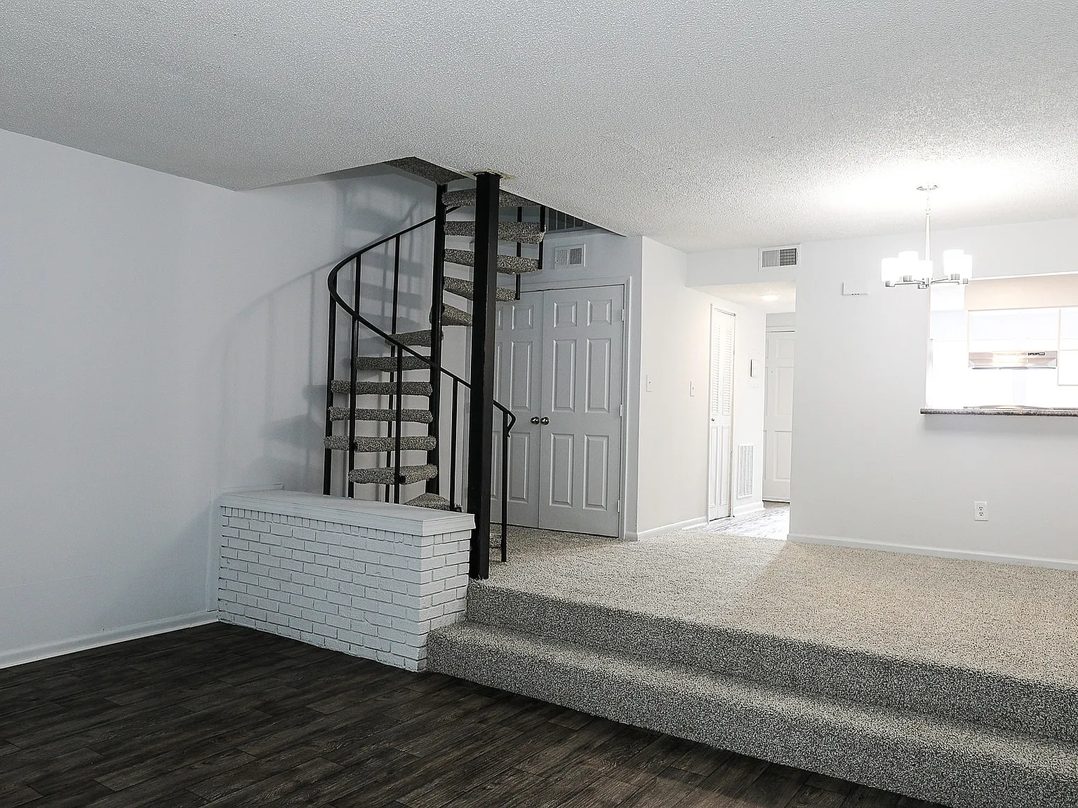 Villas of East Cobb — Photo 2