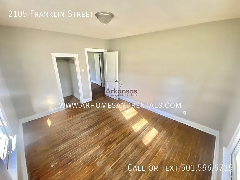 2105 Franklin St — Photo 19