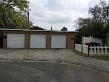 5th image of 836 Melbourne Ave