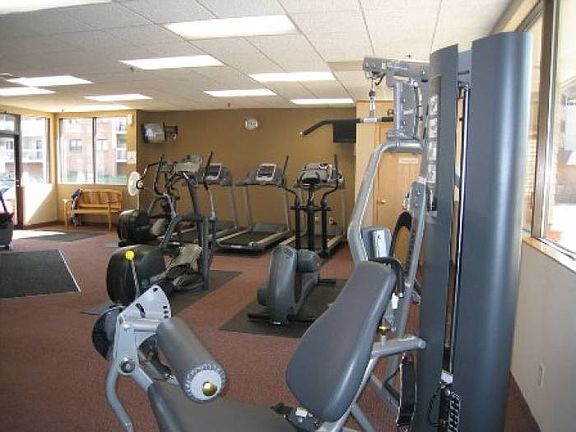 24/7 Fitness