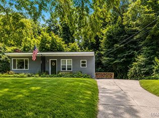 304 Walnut Dr, Collinsville, IL 62234