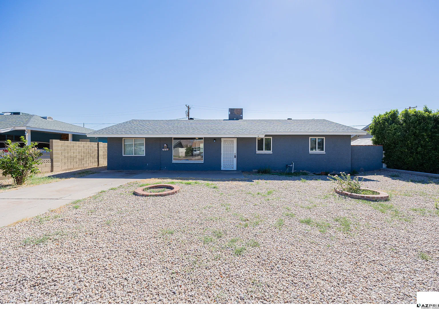 Space, Style, And An Unbeatable Location Come Together In This Beautifully Updated 4/2 Phoenix Home. — Photo 2