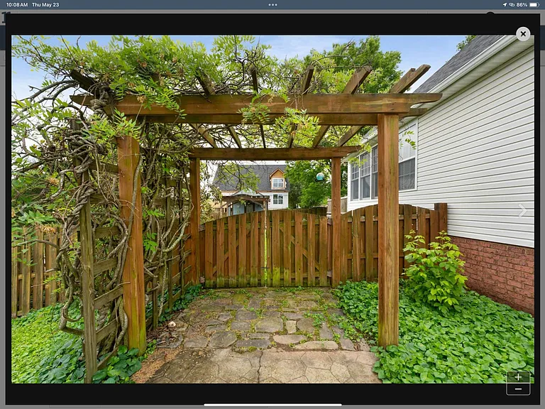 1014 Manderlay Way — Photo 25